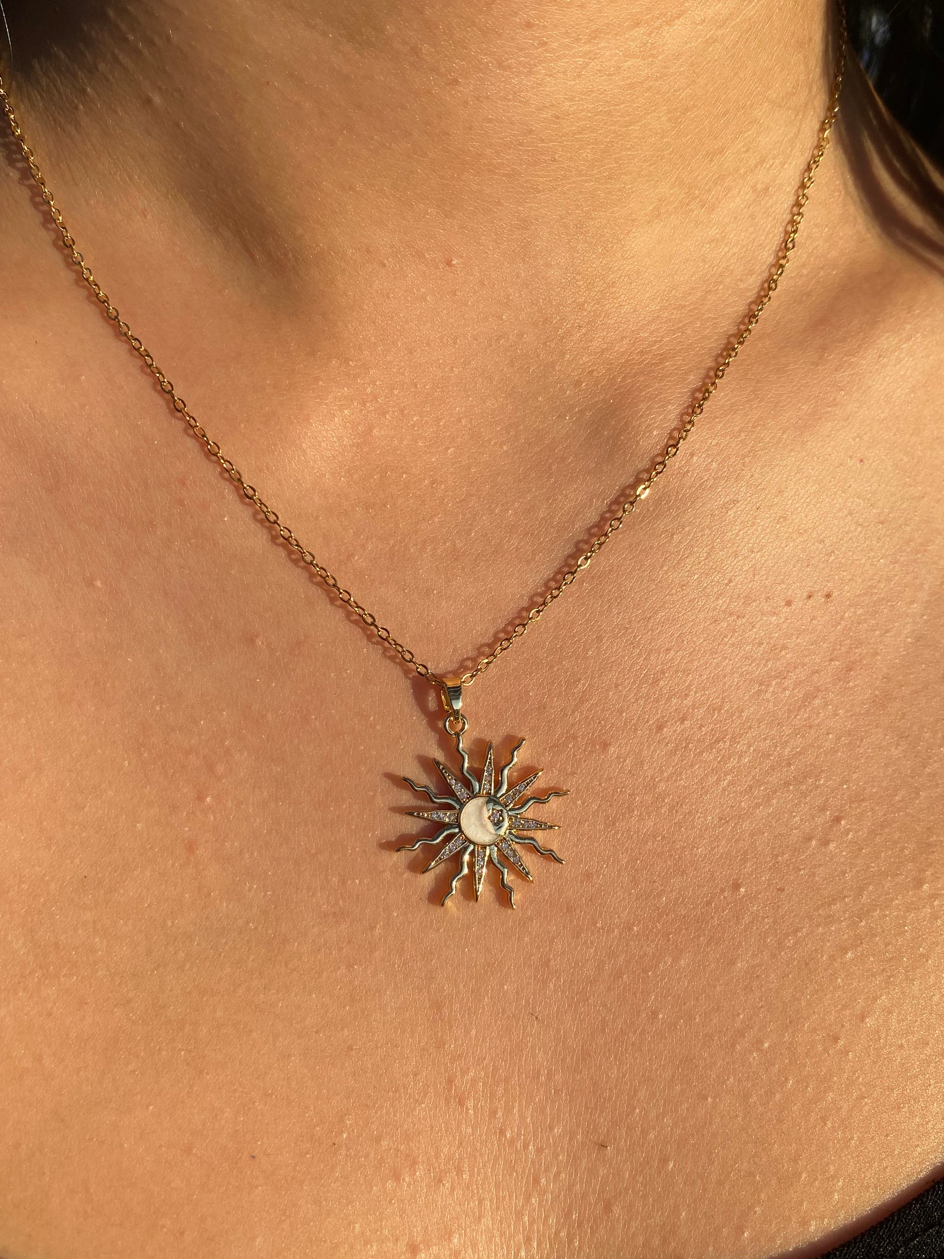 Sun Girl Kolye
