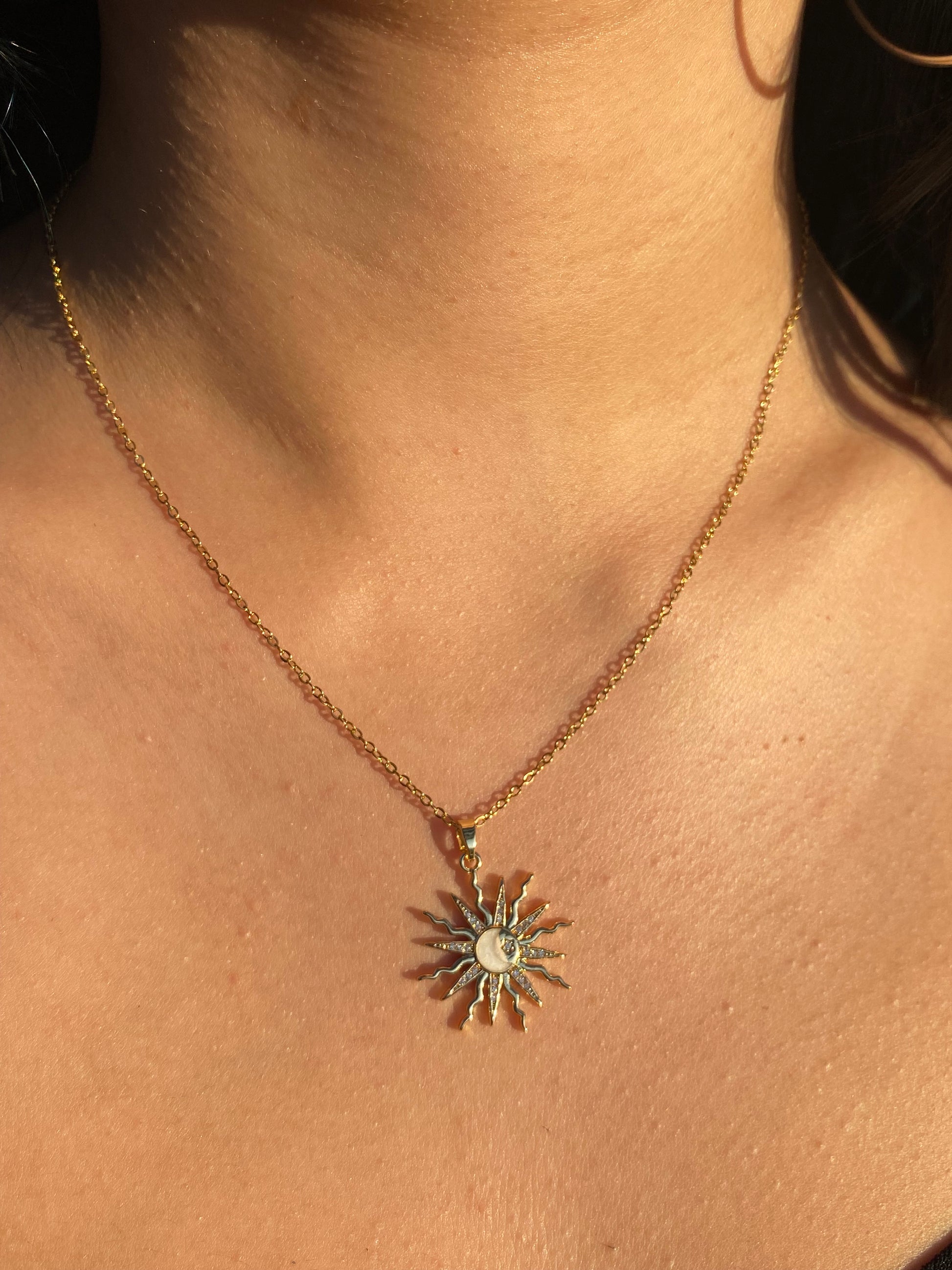 Sun Girl Kolye