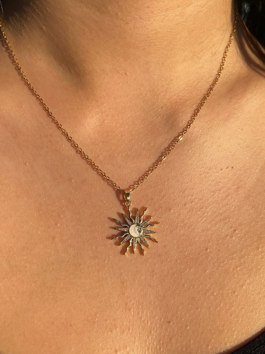 Sun Girl Kolye